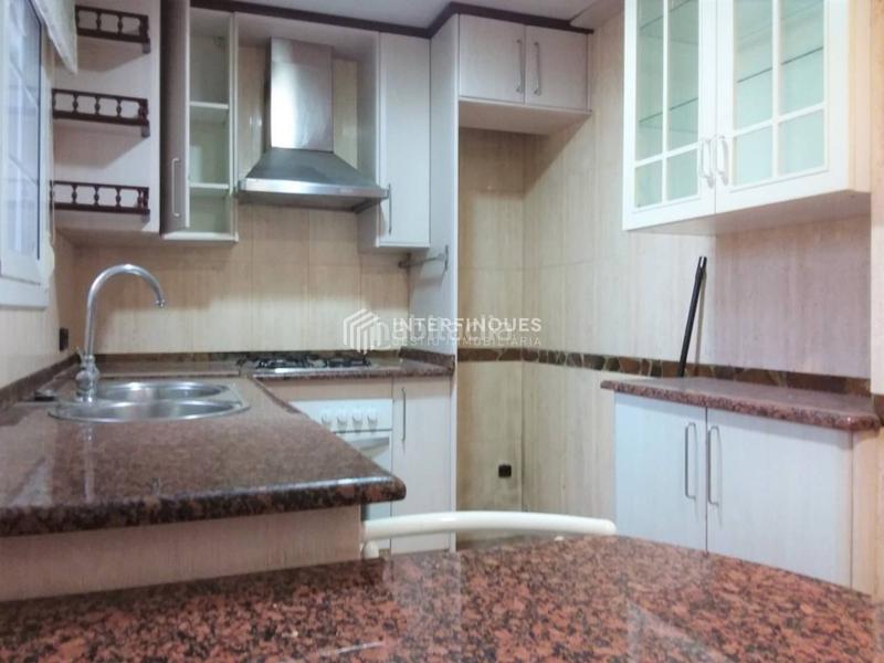 Foto 458114ce-dc15-474c-810d-745bbc1a0cd0. Flat with heating in Centre Badalona