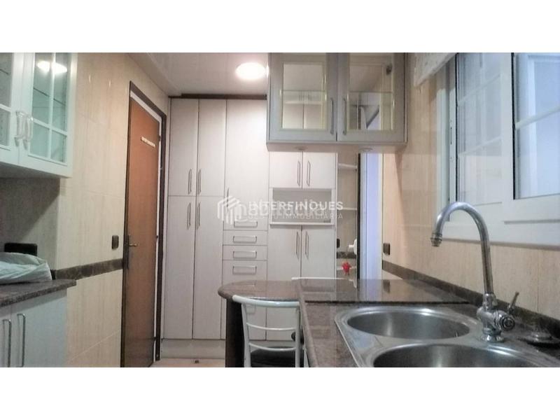 Foto 53cbf89e-99d7-4455-b789-c3b948d76973. Flat with heating in Centre Badalona