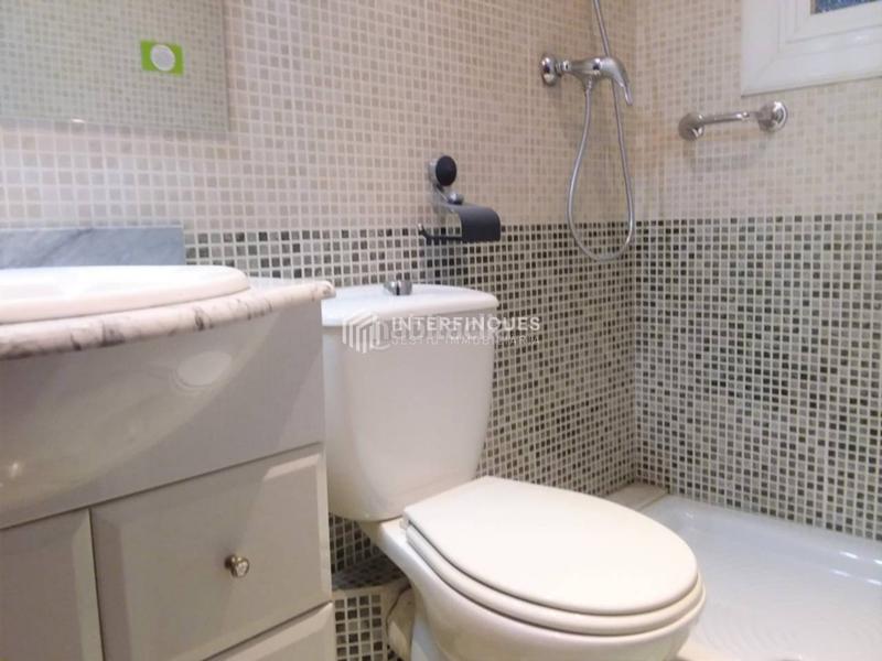 Foto 5d82f7e5-7cef-4196-819b-e6dac1773268. Flat with heating in Centre Badalona