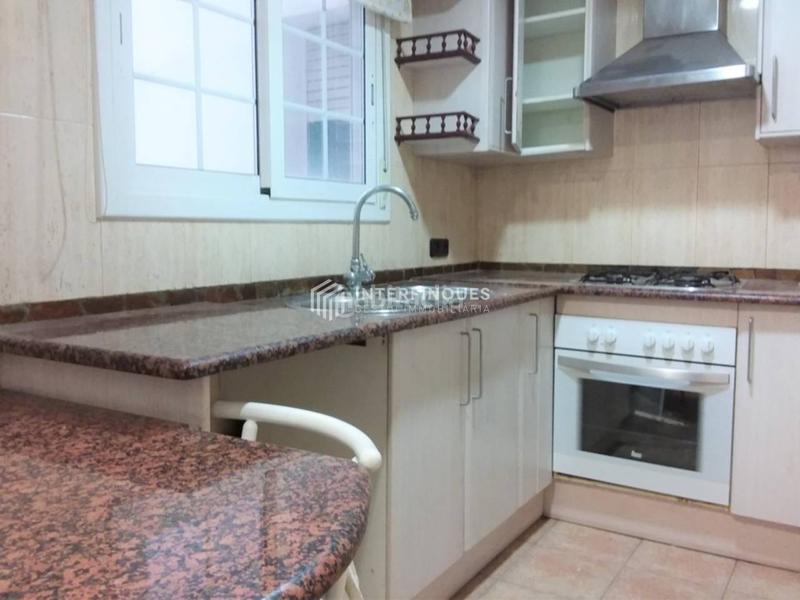 Foto 83c78365-626e-4611-ae2b-4ded7acbbb49. Flat with heating in Centre Badalona