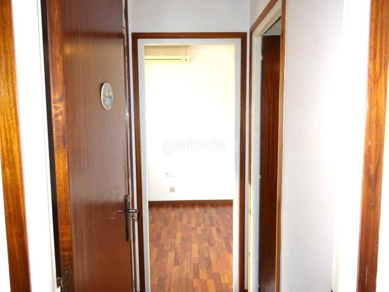 Foto 8d3c463a-bb69-4589-bcf4-4df76796f328. Flat with heating in Centre Badalona