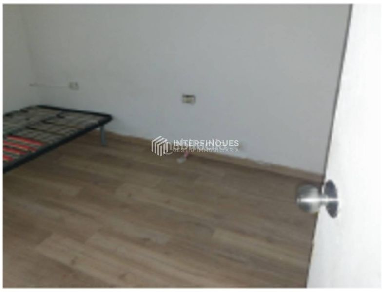 Foto bc26dbc2-3e74-40f7-94a7-05a2c339a250. Piso jornada de puertas abiertas 22 de abril en Sant Crist Badalona