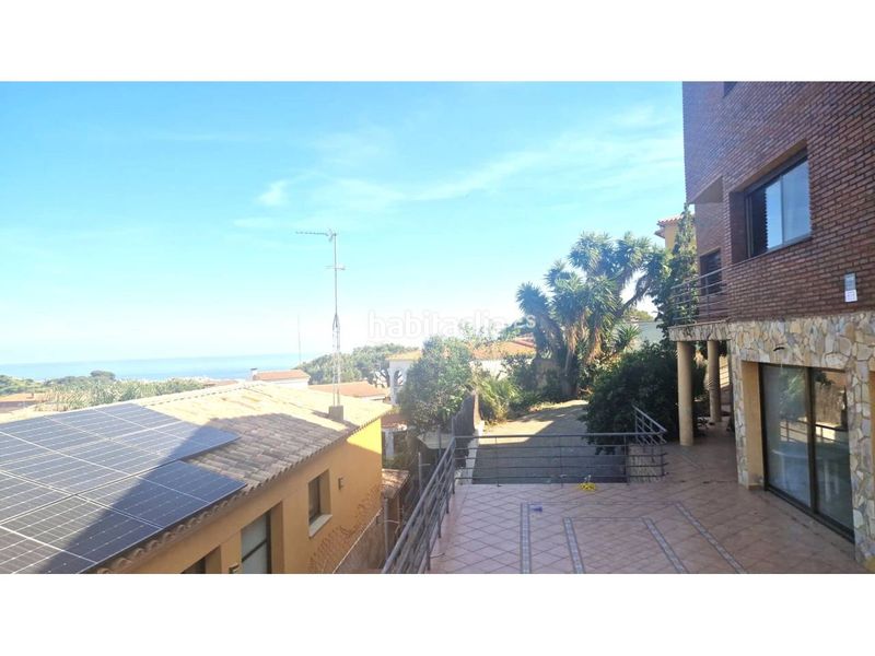 Foto 5612442c-29bb-4a97-a8a4-a18ba9c33b37. Casa amb calefacció aparcament piscina a Premià de Dalt