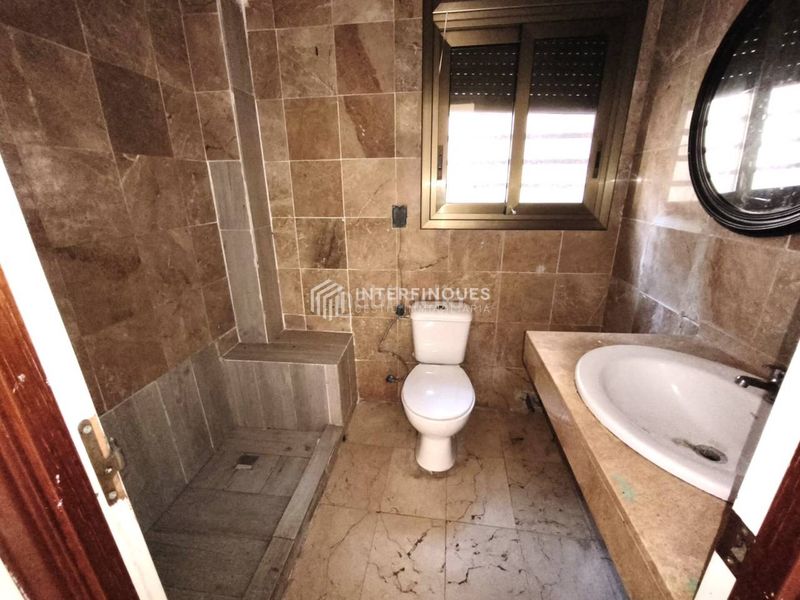 Foto e7c2ec1c-6e3c-4f26-ae3c-a3f08570036e. Casa  en venta en Premià de Dalt