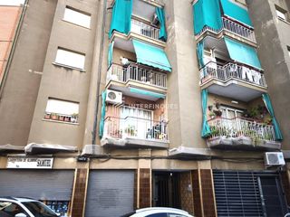 Pis  Calle escultor manolo hugué. Piso en venta en la salutlloredasistrells08917