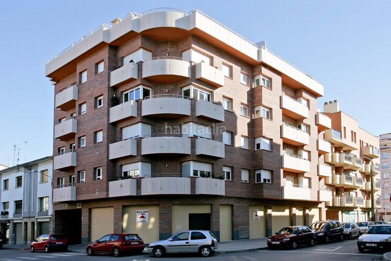 Foto b1072453-15c3-45c4-aa6a-02490bdf8ee8. Local comercial en rambla de josep tarradellas 9 diáfano en Vic