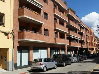 Local Comercial en Carrer industria, 19. Diáfano