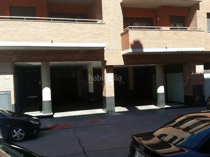 Foto c5174b6c-030a-4982-a867-58b778e942a3. Location local commercial dans carrer de la indústria 19 dans Vic