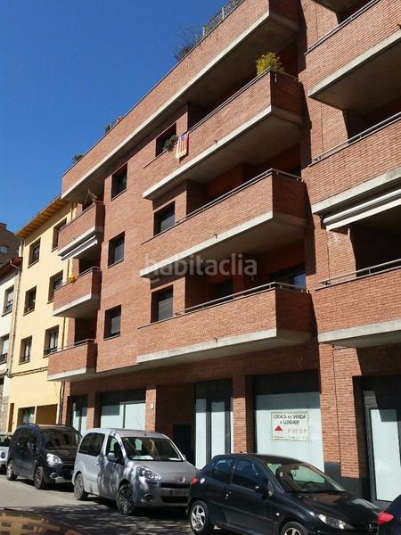 Foto dccf0b36-d438-43c1-8321-e769f0072244. Location local commercial dans carrer de la indústria 19 dans Vic