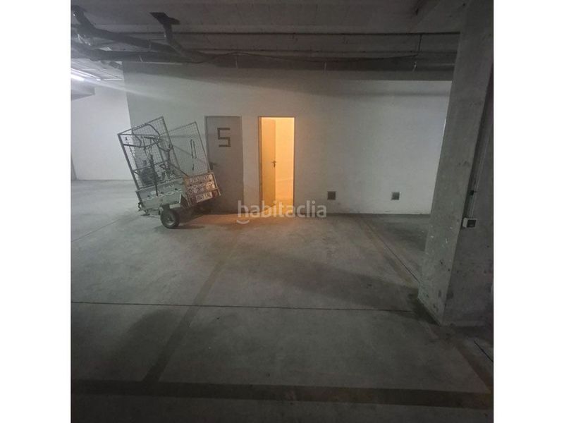 Foto 0d7153cc-127d-4bee-9f0e-94888eb481a6. Affitto posto auto in Consell