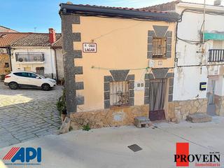Masia a Calle lagar 1. Casa calle lagar, belvis de monroy