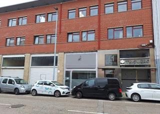 Lloguer Local Comercial a Alisal - San Román. Local en santander en alquiler