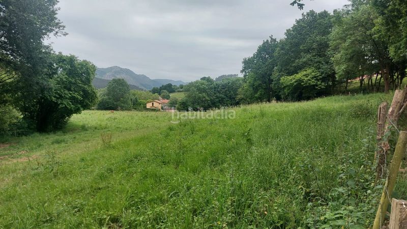 Foto b3090bc4-12c1-474e-95ac-9aabc6ac3135. Terreny residencial a Corrales de Buelna (Los)