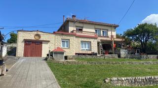 Casa a Alisal - San Román. Chalet independiente en santander