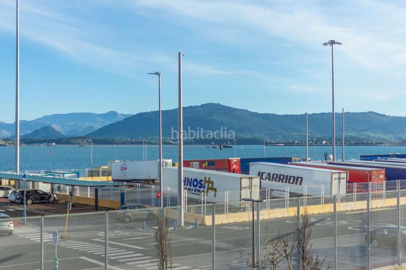 Foto c00c6fbe-7b93-4440-af92-a6112a1830d3. Piso  en venta con vistas a la bahía en Castilla - Hermida Santander