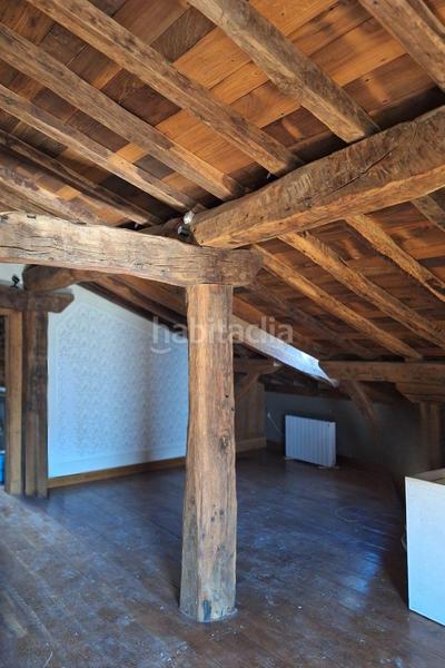 Foto 3bbb5deb-e4df-4565-ade5-96b9b3a2c199. Casa complejo de edificaciones de piedra en mogrovejo en Camaleño