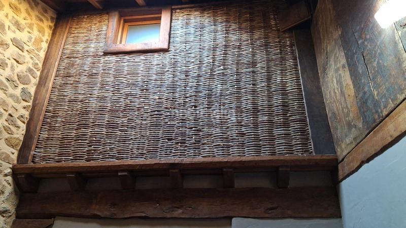 Foto 67770bbd-42db-4161-98c8-df5eaaf11083. Casa complejo de edificaciones de piedra en mogrovejo en Camaleño