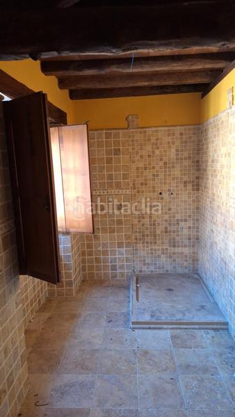 Foto 7149b5ff-a3dc-49a7-9275-6a01eaf92ed6. Casa complejo de edificaciones de piedra en mogrovejo en Camaleño