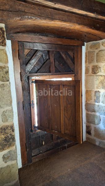 Foto fb304074-5069-48a7-8623-0fe566627398. Casa complejo de edificaciones de piedra en mogrovejo en Camaleño