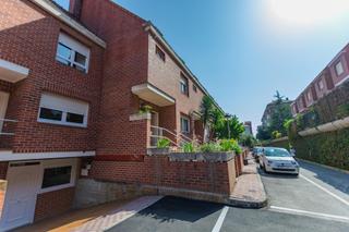 Casa adossada en La Pereda. Chalet adosado en el sardinero