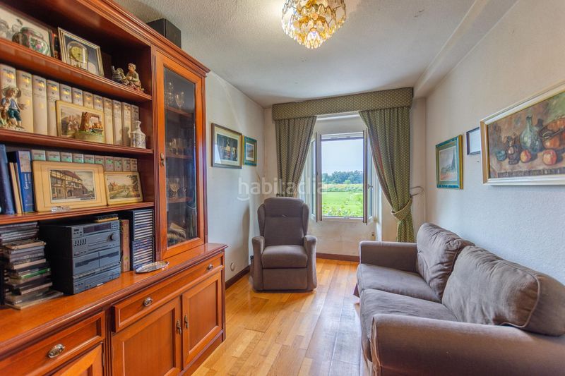 Foto 9cee2c91-ddbb-4bc2-b496-dc1efa8da1cc. Casa amb aparcament a Villaescusa