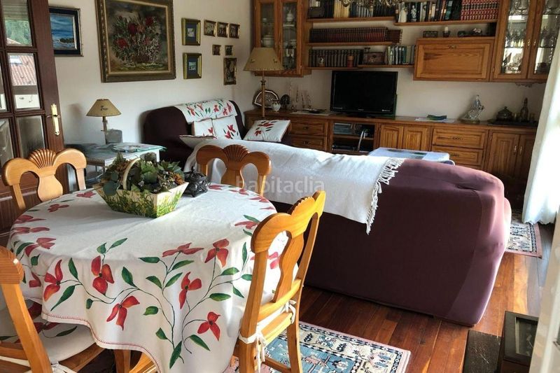 Foto 7f5f0f70-f51b-4426-afda-20170021188a. Casa amb calefacció aparcament a Limpias