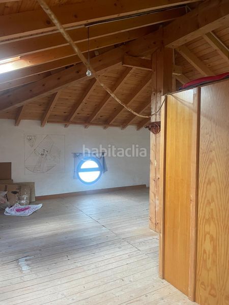 Foto 0de8d6e6-4539-4cb0-a686-5bf091f5b7e3. Xalet amb aparcament a Voto