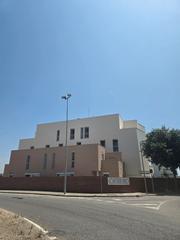 Location Appartement à Avinguda ciutat jardi 9. Espectacular piso para estudiantes o trabajadores jóvenes  en la