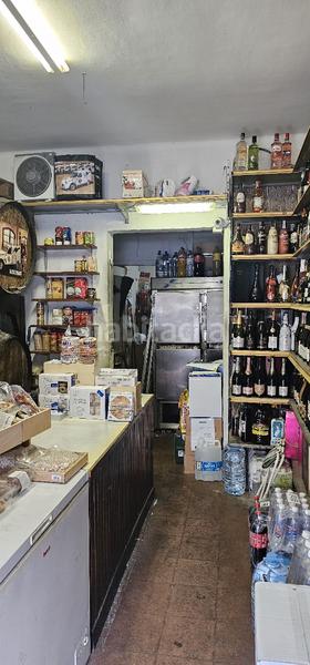 Foto 3393af52-9160-4566-9b57-1872e68ecdcb. Local comercial a carrer del montsant 28 a Turó de la Peira Barcelona