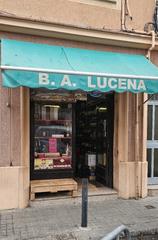 Local commercial à Carrer del montsant 28. Local con posibilidad de transformarlo en un practico dúplex,