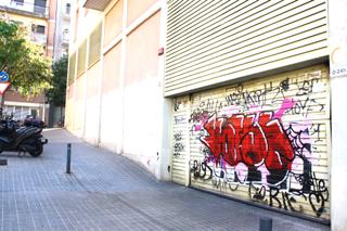 Rent Car parking in Carrer de la marquesa de caldes de montbui 54. Se alquila plaza de parking mediana.