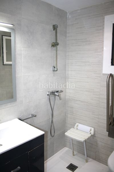 Foto d79bf2bf-a792-4107-9e23-2cbc0111a064. Pis a Carmel Barcelona