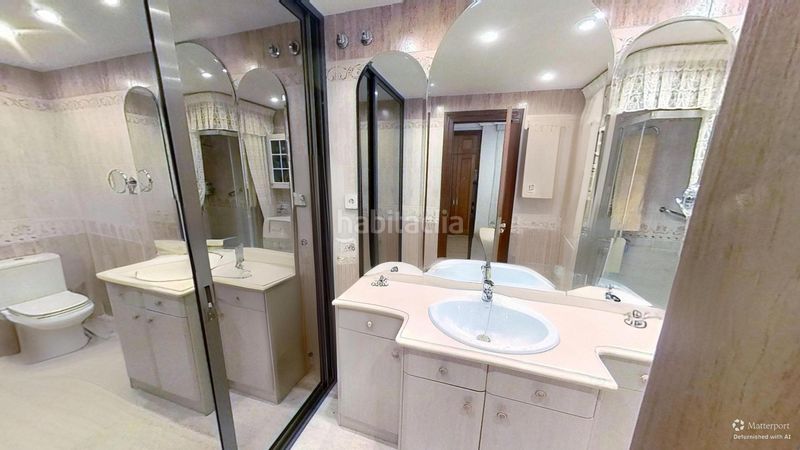 Foto 0212b6a5-2a2b-4238-823f-43f828d732e5. Duplex with parking pool in Sur Ávila