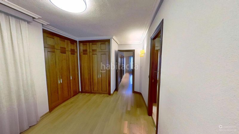 Foto 2e62065f-dcd6-4095-ada1-cc2bb90fc040. Duplex with parking pool in Sur Ávila