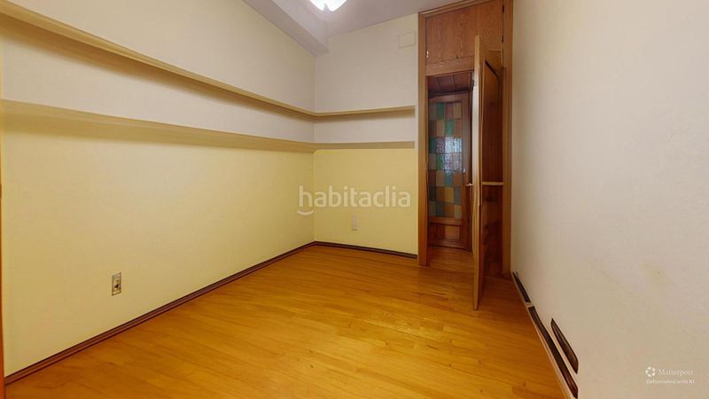 Foto ca02cdbb-a3af-4f8c-85e3-cca872592e2f. Àtic amb aparcament a Fort Pienc Barcelona