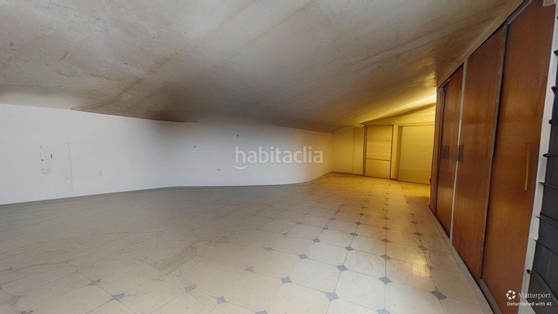 Foto f28640e9-0fa6-487c-be49-8507cbab6336. Àtic amb aparcament a Fort Pienc Barcelona