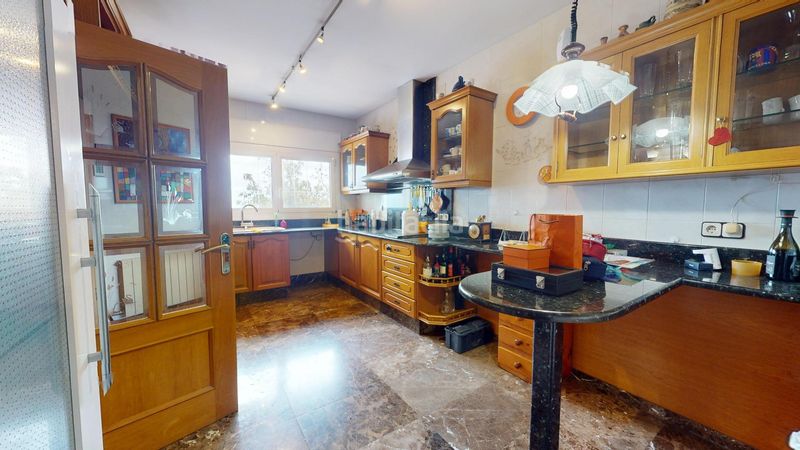 Foto 4e8a60fc-9c20-4821-aaaa-e8e86a036a31. Casa amb calefacció aparcament a Premià de Dalt