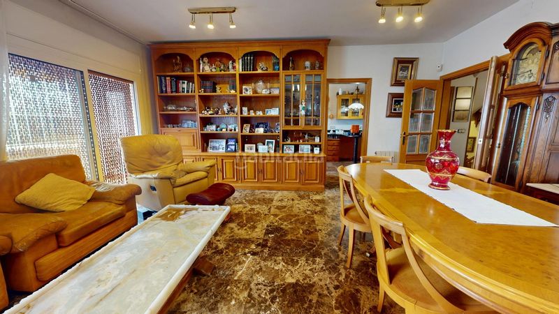 Foto a7de7edd-0c8b-4fea-9e09-b58951ab4a3d. Casa amb calefacció aparcament a Premià de Dalt