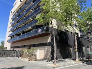 Local Comercial a Carrer de copenhaguen 217. Local en venta