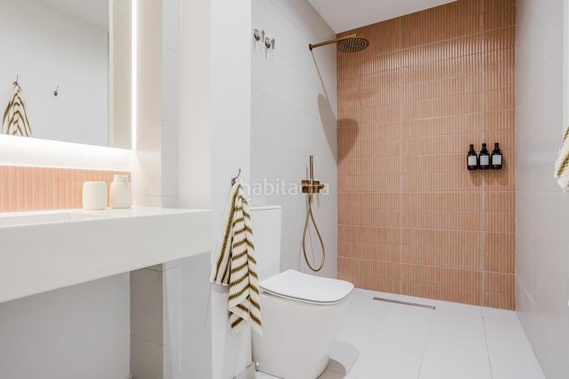 Foto fdd72d76-b81a-4410-9706-cee872f6c610. Rez-de-chaussée dans Sants Barcelona