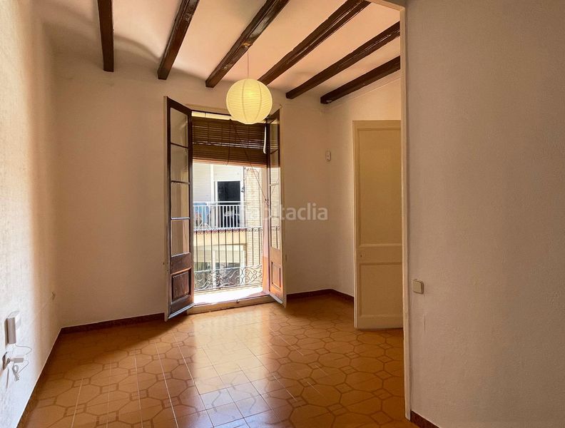 Foto 022b2b94-cd10-49eb-b6c6-dd6b6eb43980. Pis a Sants Barcelona