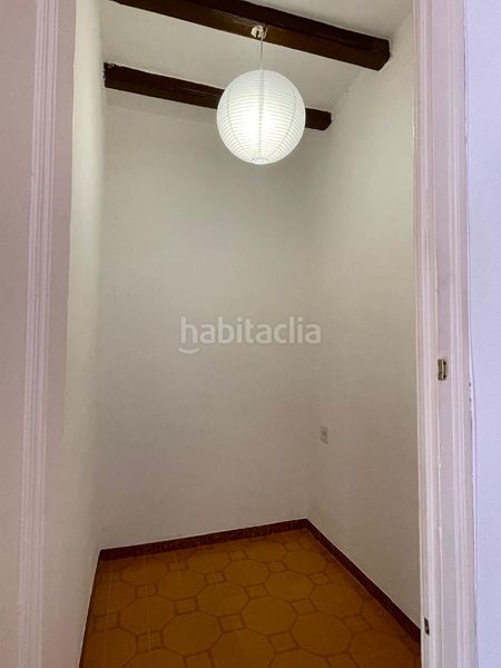 Foto 5f6d8ef3-affb-44c0-a4bf-3ae48d8cf353. Pis a Sants Barcelona