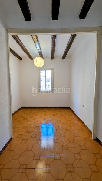 Foto ad9ea7fd-a589-4789-b3ce-5aac4f6b9259. Pis a Sants Barcelona