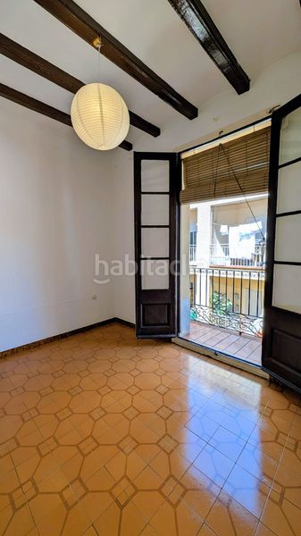 Foto b8e2e627-6150-4acc-8e23-70c25213edbd. Pis a Sants Barcelona