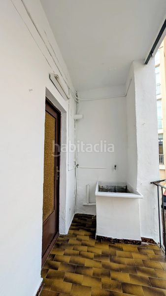 Foto f8fec55a-2b19-419c-80e5-1cc75ea57da4. Pis a Sants Barcelona