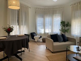 Flat in Vila de Gr�cia. Piso en venta