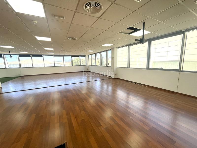 Foto 5d5bce6e-9f9c-40cf-9920-87498dd0ab8b. Office space with parking in Sa Indioteria Urbà Palma de Mallorca