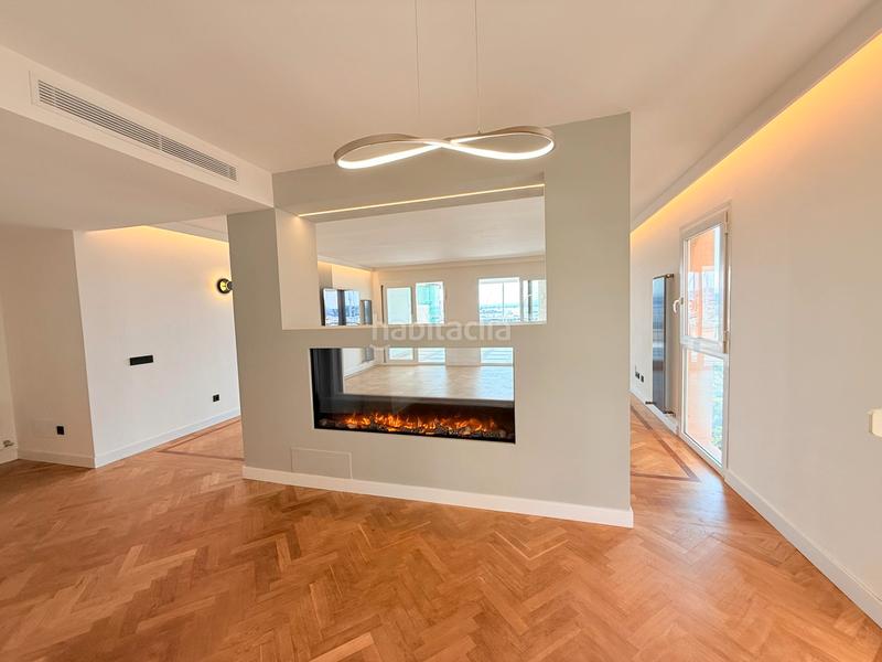 Foto 52886da3-b979-4bce-bc17-057f97b1e53d. Rent flat with fireplace heating parking pool in El Terreno Palma de Mallorca