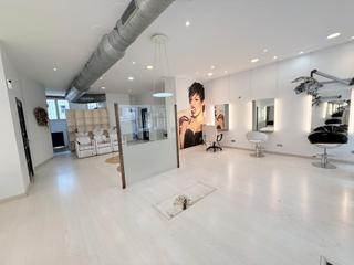 Rent Business premise  Carrer de joan de cremona. Local excelente ubicacion en zona bonaire cercano a jaime iii