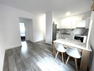 Miete Etagenwohnung  Carrer de pere ripoll i palou. ¡piso reformado amueblado y equipado!